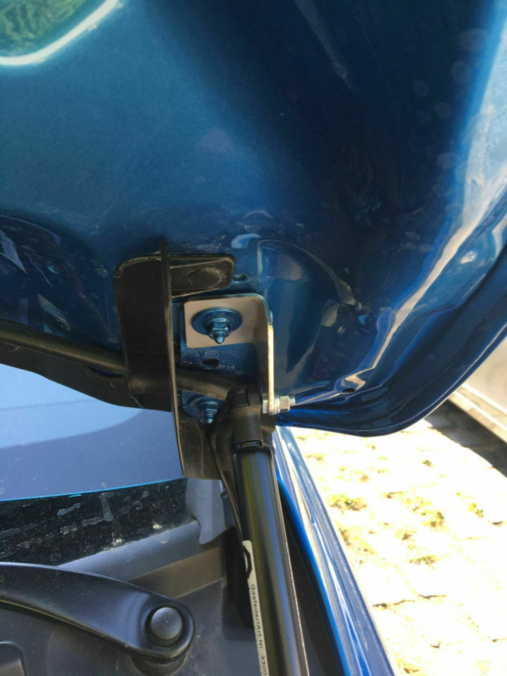 Ist das Motorhaubenheber(Stoßdämpfer) Nachrüsten ein Problem??