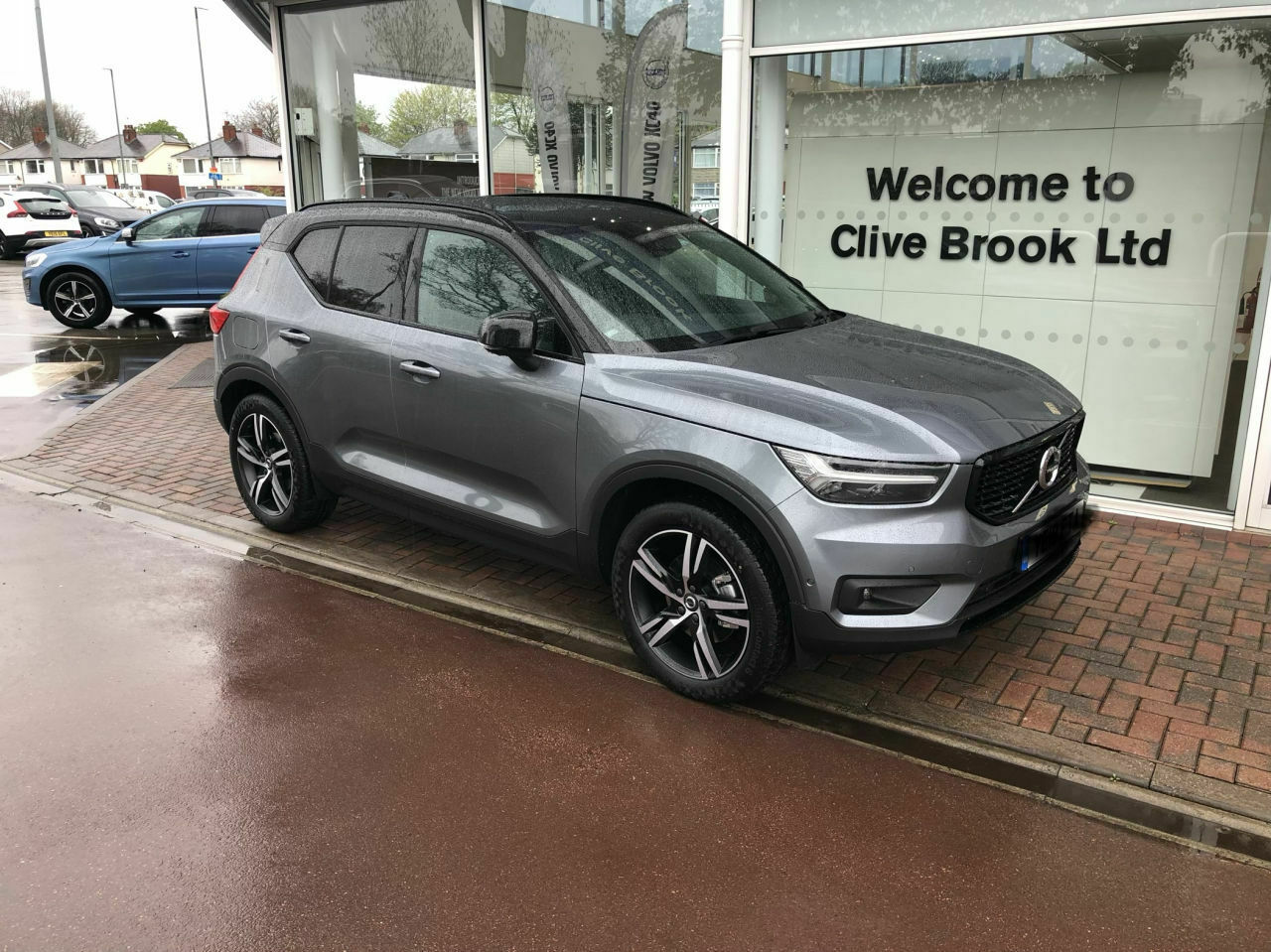 Zeigt her Eure Volvo XC40 (Farben)!