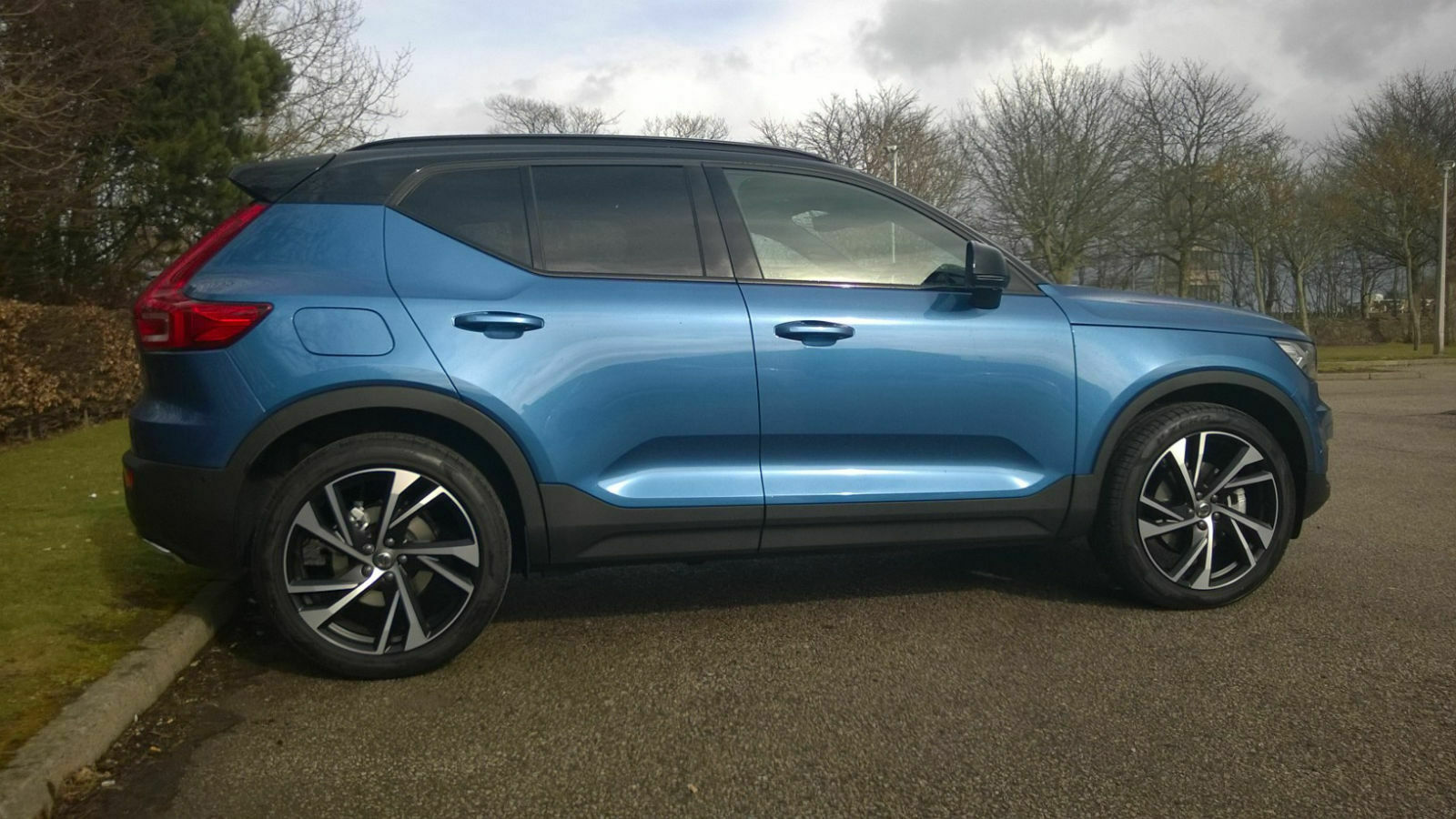 Zeigt her Eure Volvo XC40 (Farben)!