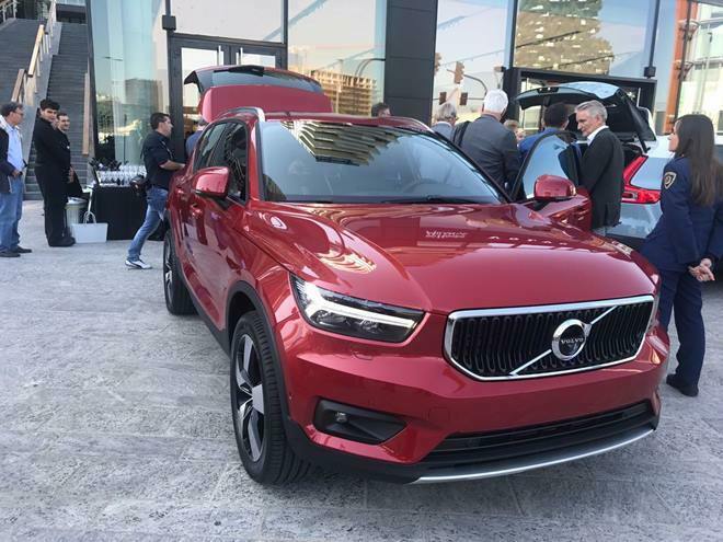 Zeigt her Eure Volvo XC40 (Farben)!