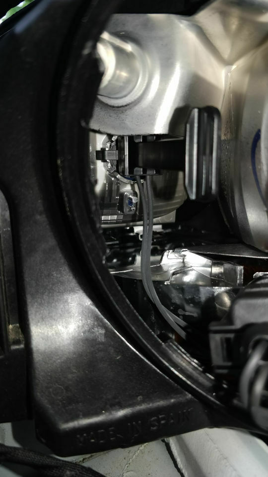 Golf7 bi-xeon halogen tagfahrlicht - leuchtmittel wechsel in weiss, wie?!