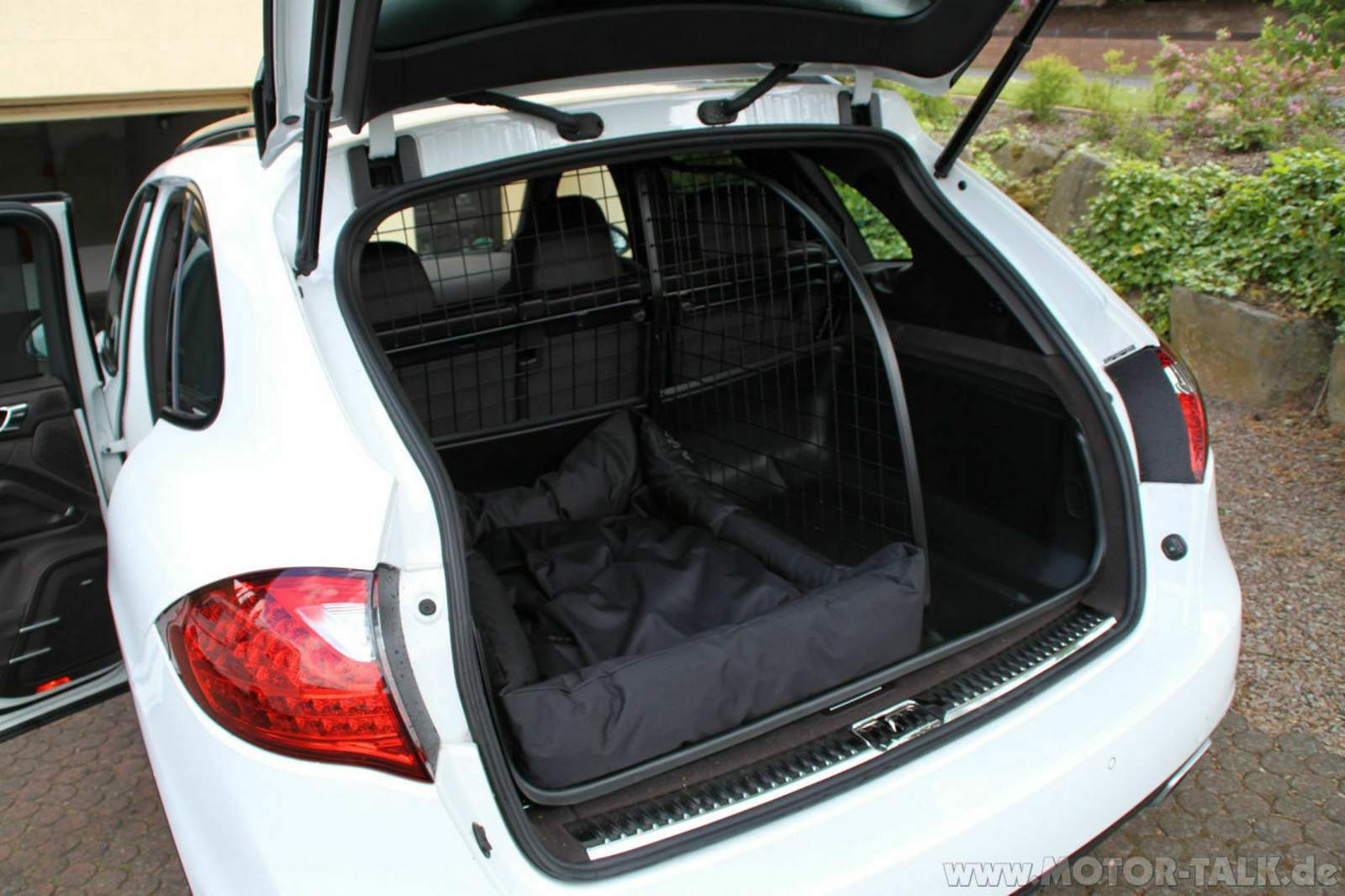 Kofferraum Cayenne s hybrid Black Biturbo 209197930