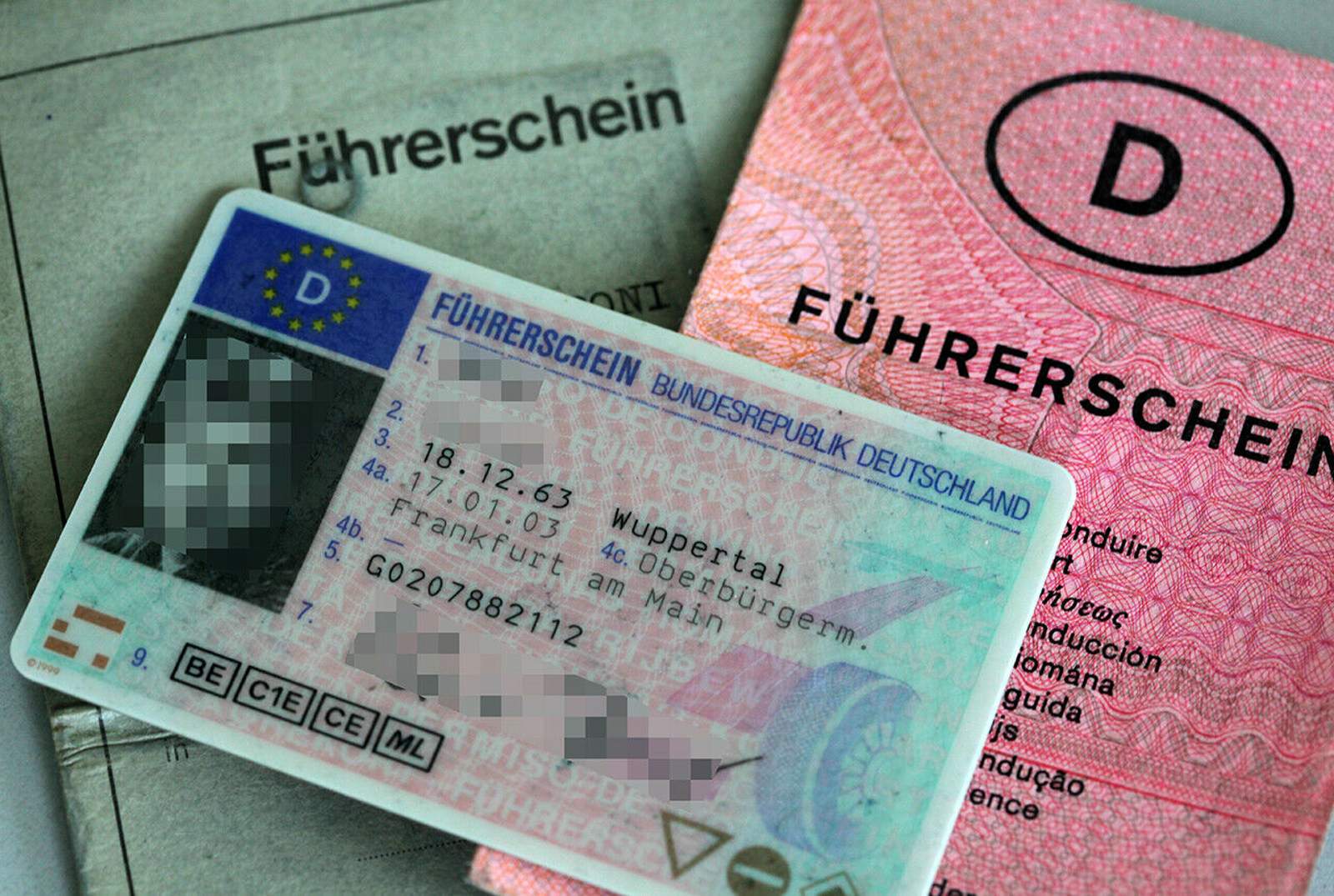Wer beim KBA in Flensburg acht Punkte sammelt, muss die Fahrerlaubnis ...