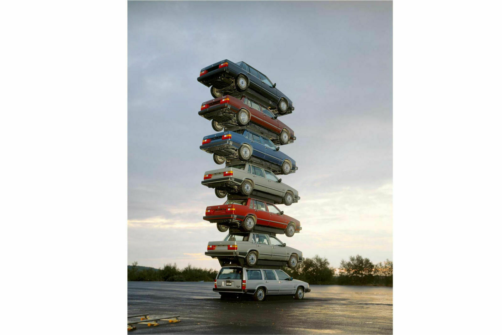 Schwedenstahl in Aktion. Eine Demonstration der Unverwüstlichkeit