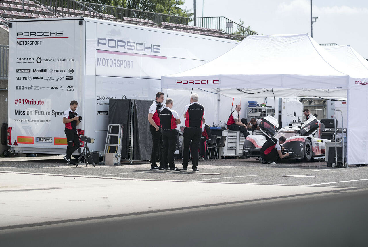 Am 29. Juni 2018 startete der 919 Evo zu drei heißen Runden. Schon die erste war eine Rekordzeit