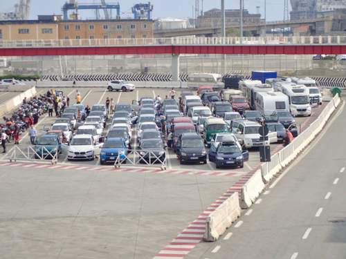 Wartezimmer 2.0 :-( es holt Dich wieder ein!.jpg