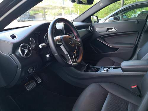 GLA Cockpit