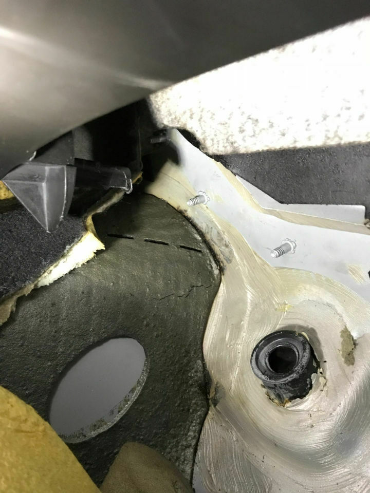 Wasser steht im Klimakasten