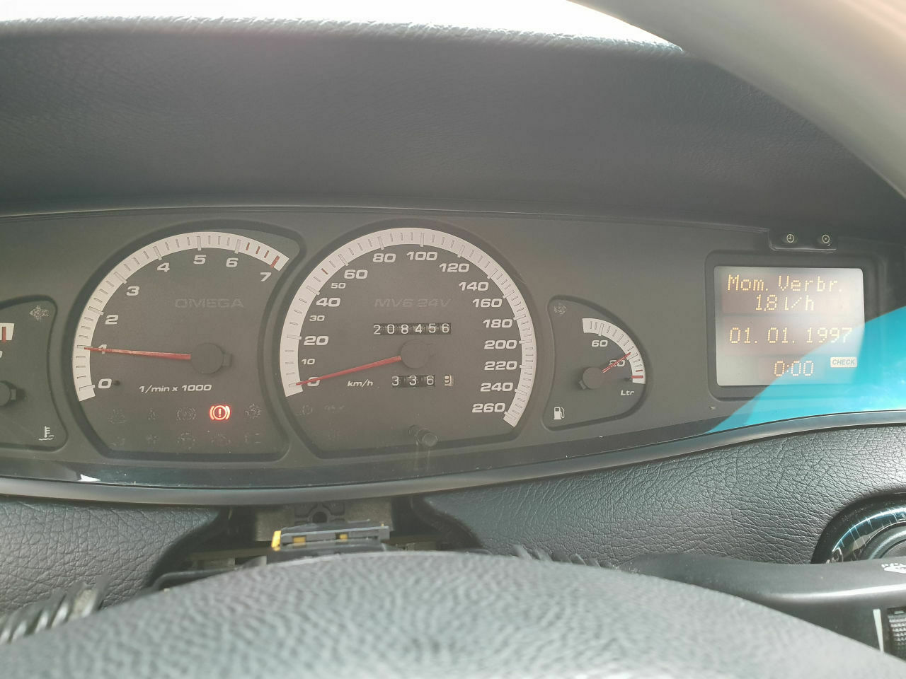 Omega B - VFL - MID Umbau, zwei [gelb/schwarz], auf einen Stecker [grau].