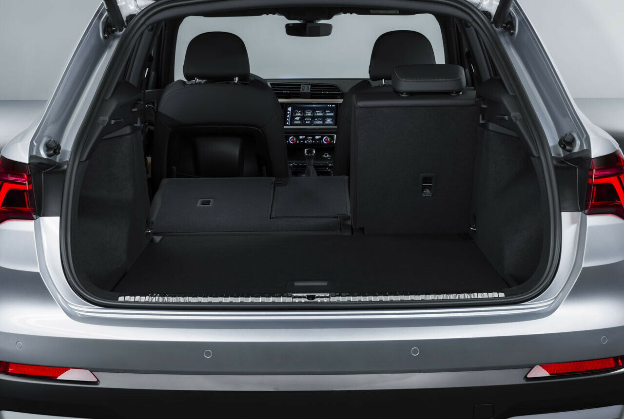 Großer Kofferraum Der Q3 kommt bietet beinahe so viel Platz wie ein Q5