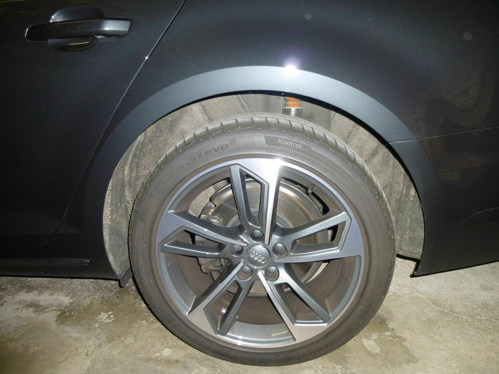 Neuer Audi A4 Avant - Riesen Platz im Radkasten trotz 18 Zoll