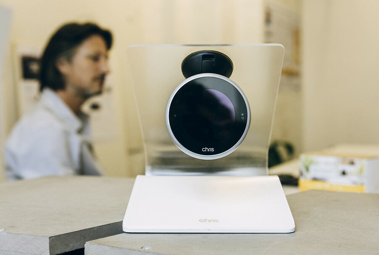 Der digitale Assistent könnte die gefährliche Nutzung von Mobiltelefonen beim Autofahren obsolet machen