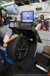 Reifen werden gewuchtet...