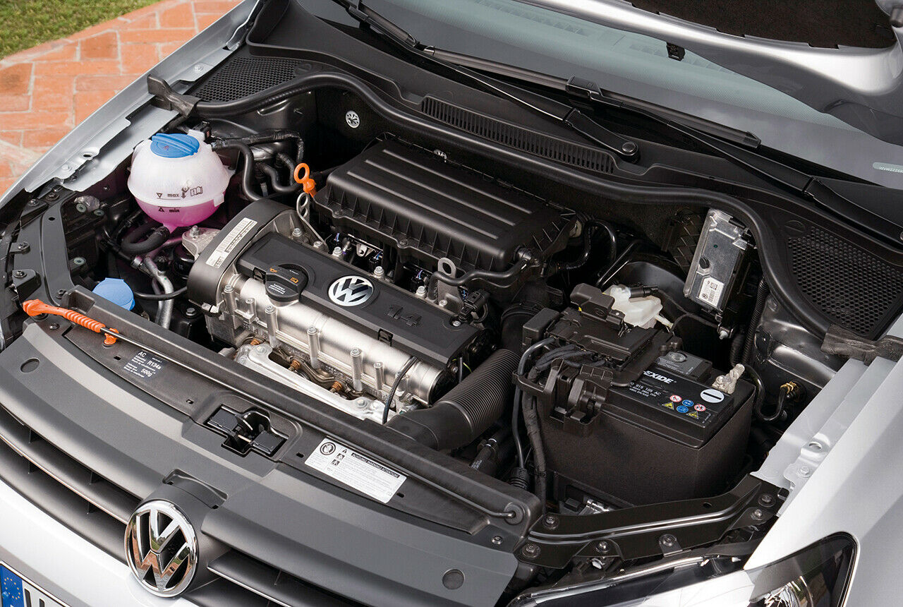 Presseberichten zufolge sollen Volkswagen, Audi und Porsche bei den Abgastests von Benzinern betrogen haben. Laut Verkehrsministerium gebe es jedoch keine Anhaltspunkte f&uuml;r einen m&ouml;glichen Betrug