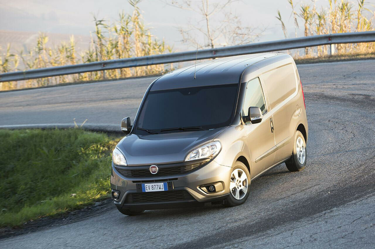 Fiat Doblo Cargo: 5,4 m3 Ladevolumen und eine Tonne Nutzlast. Preise ab 8.990 Euro netto.
