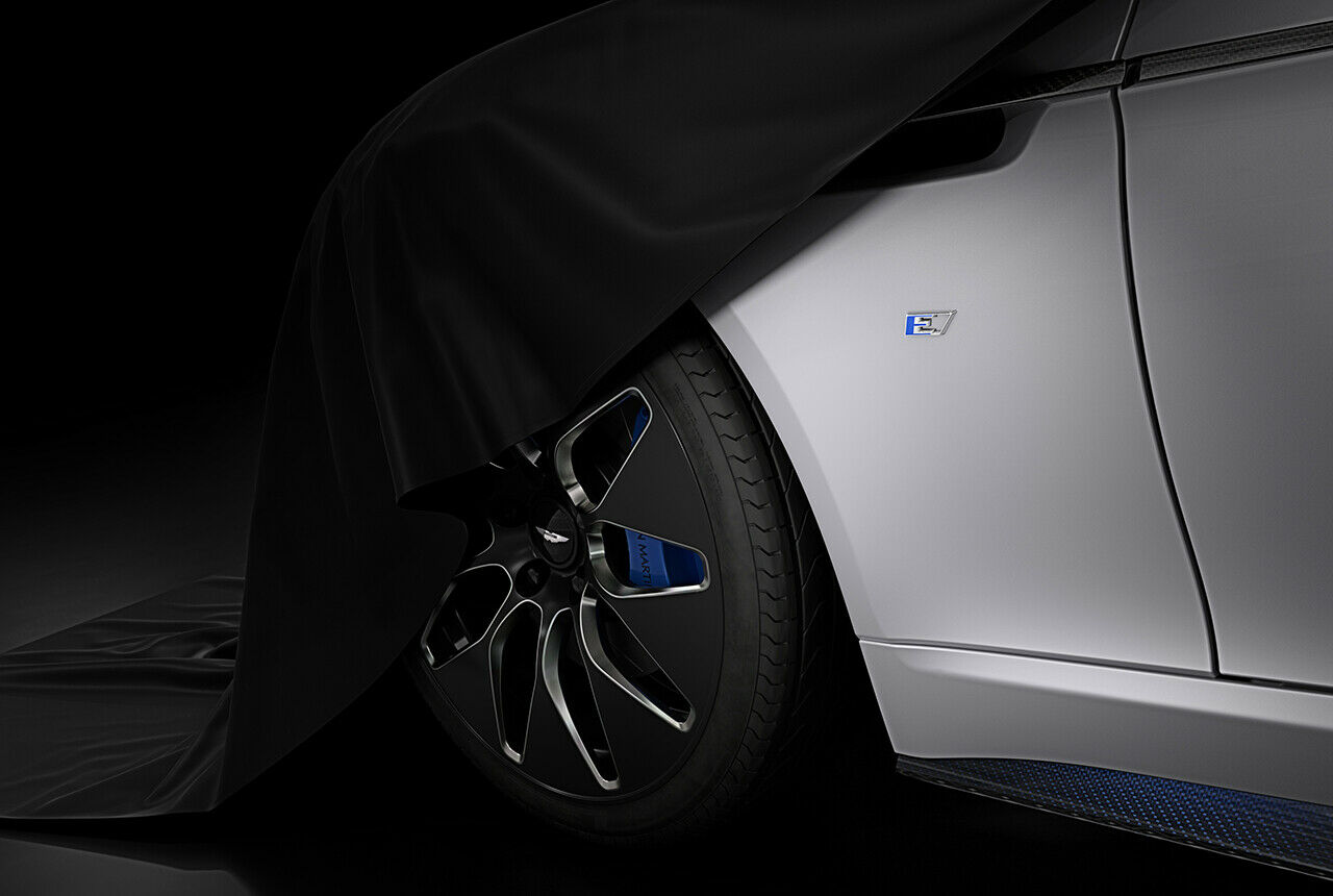 Aston Martin nutzt beim Rapide E aerodynamische Felgen und Reifen mit weniger Rollwiderstand. Doch weit mehr als 320 Kilometer Reichweite werden es nicht
