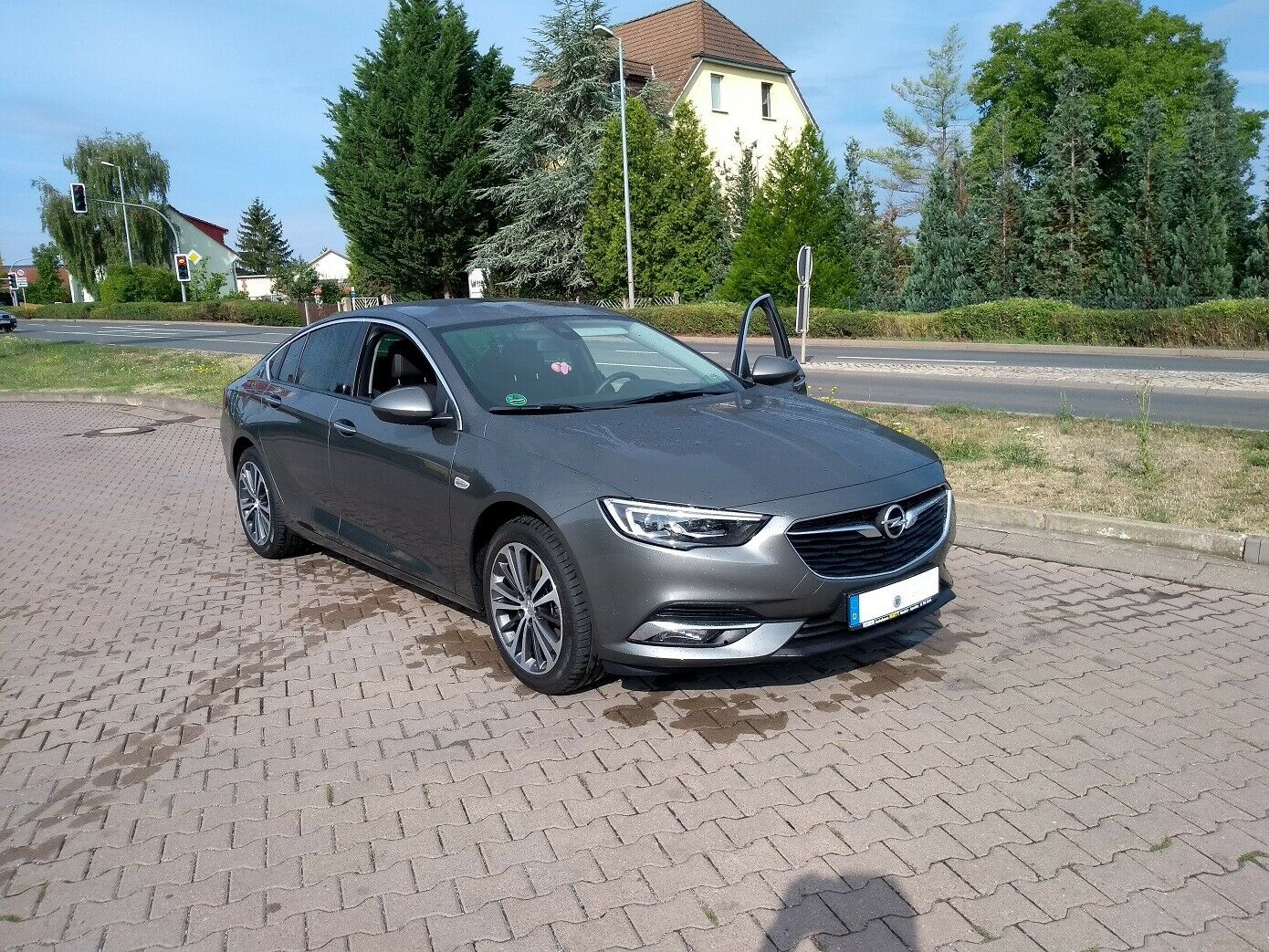 Zeigt her euren Insignia B