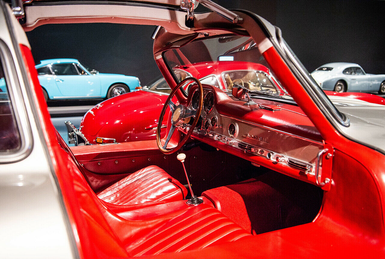 Der Innenraum des Mercedes Benz 300 SL