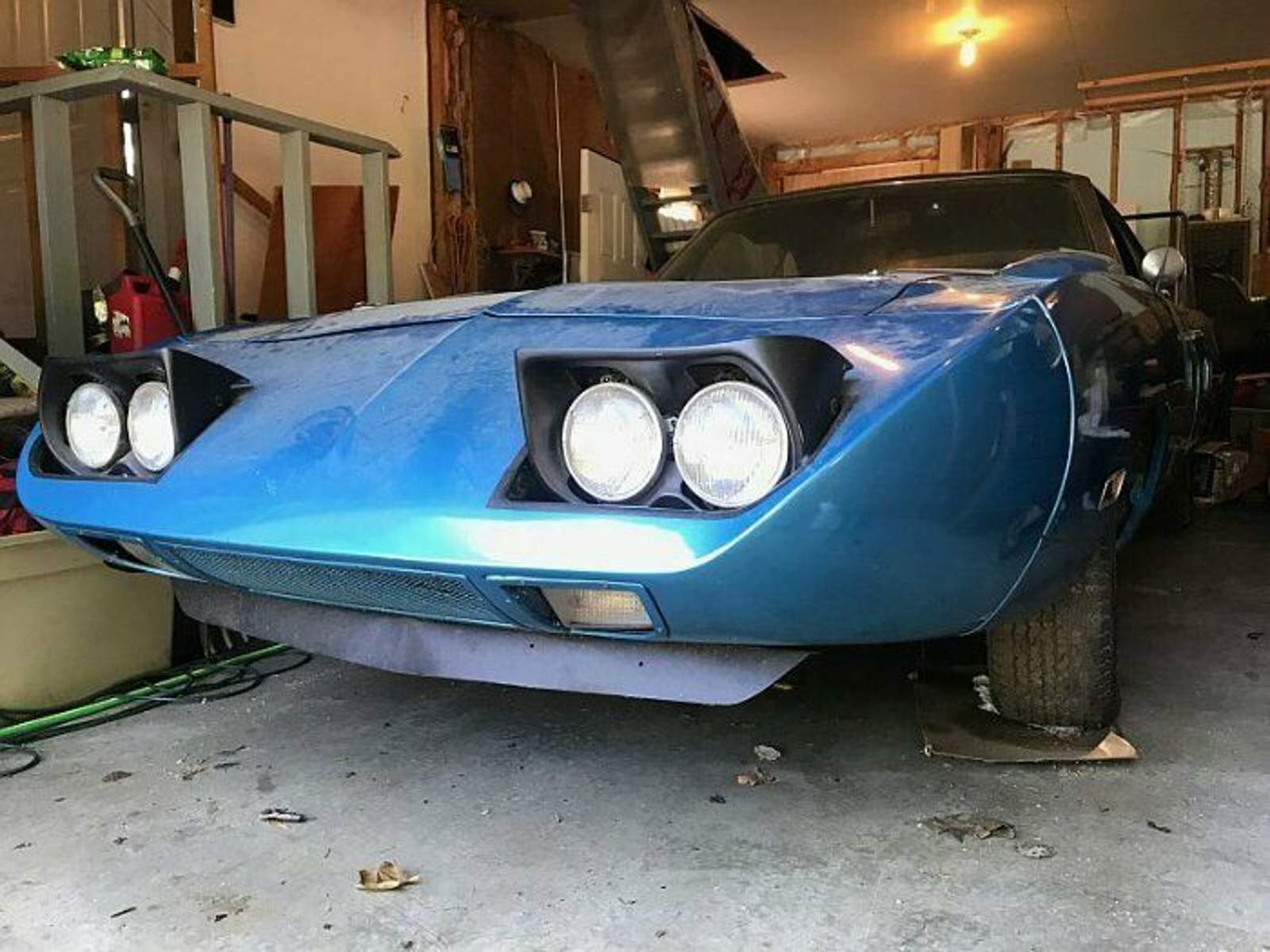 Dieser Plymouth Road Runner Superbird stand seit den frühen 80er-Jahren in einer hölzernen Garage. Zuvor spulte er rund 44.000 Kilometer ab