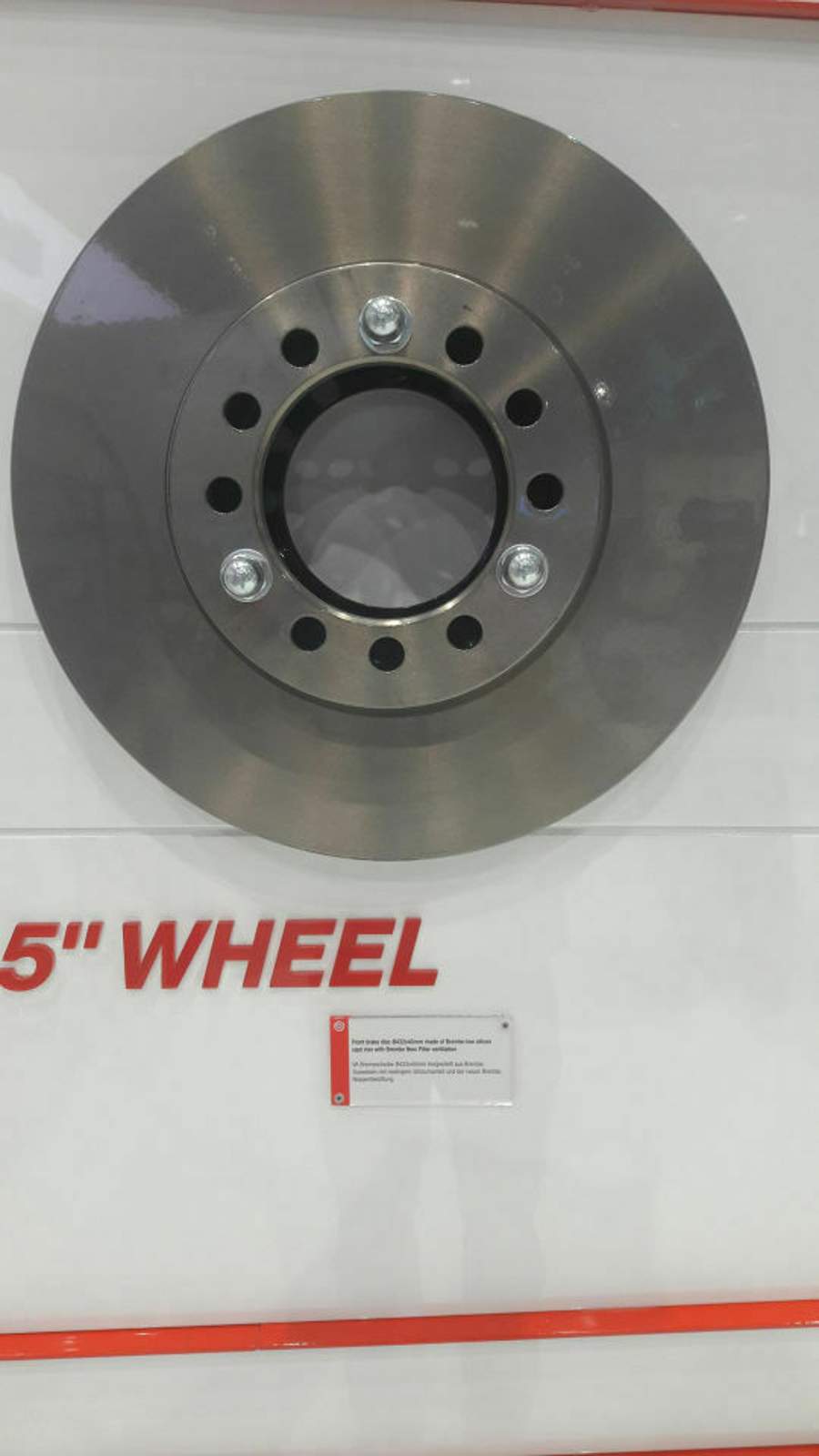 Bremsscheiben, die Pkw-Fahrer beeindrucken