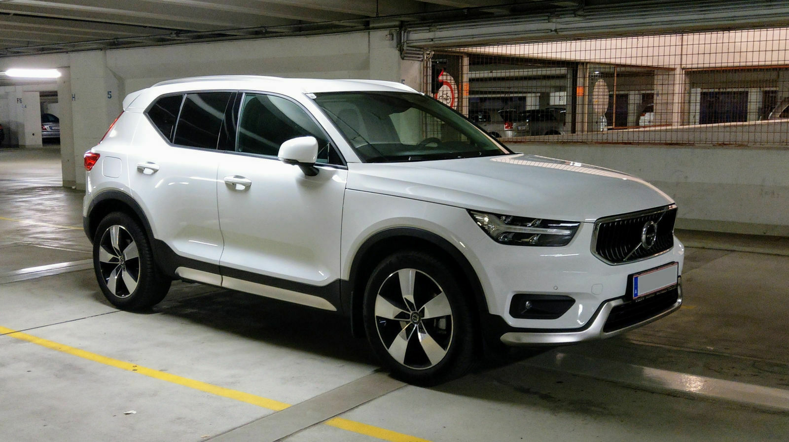 Zeigt her Eure Volvo XC40 (Farben)!