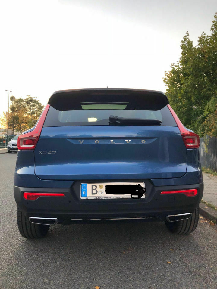 Zeigt her Eure Volvo XC40 (Farben)!
