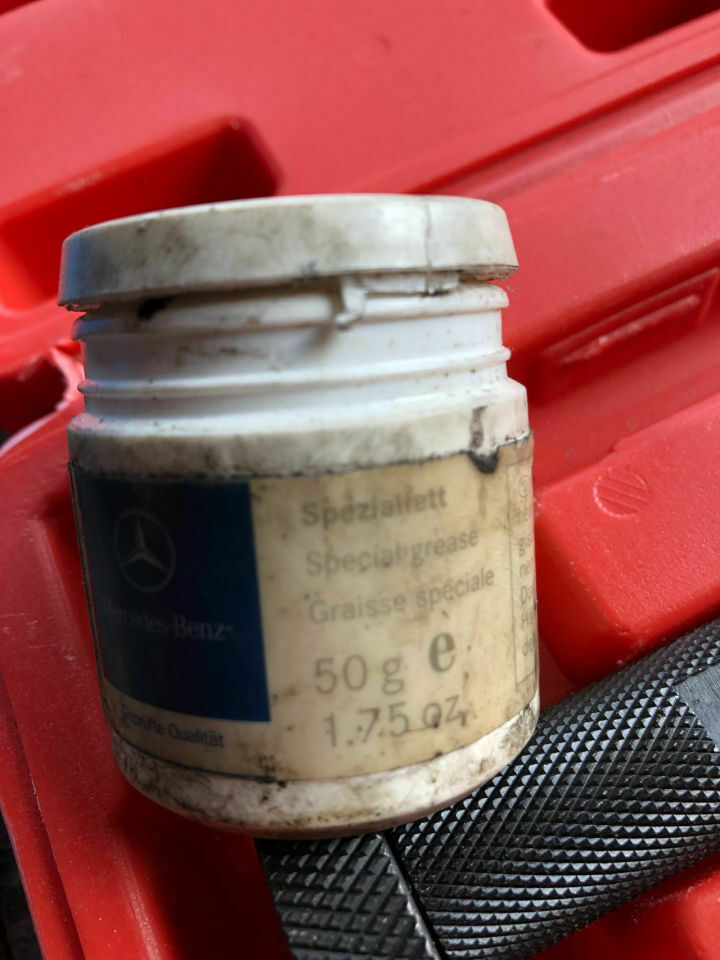 E 280 CDI OM642 Injektoren neu abdichten -Bericht-