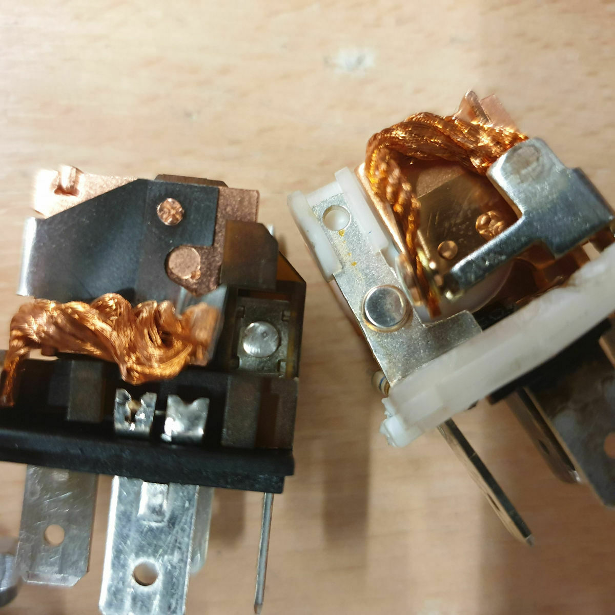 Anlasser dreht nicht - Fehlermeldung...mechanisch blockiert oder elektronischer Fehler...?