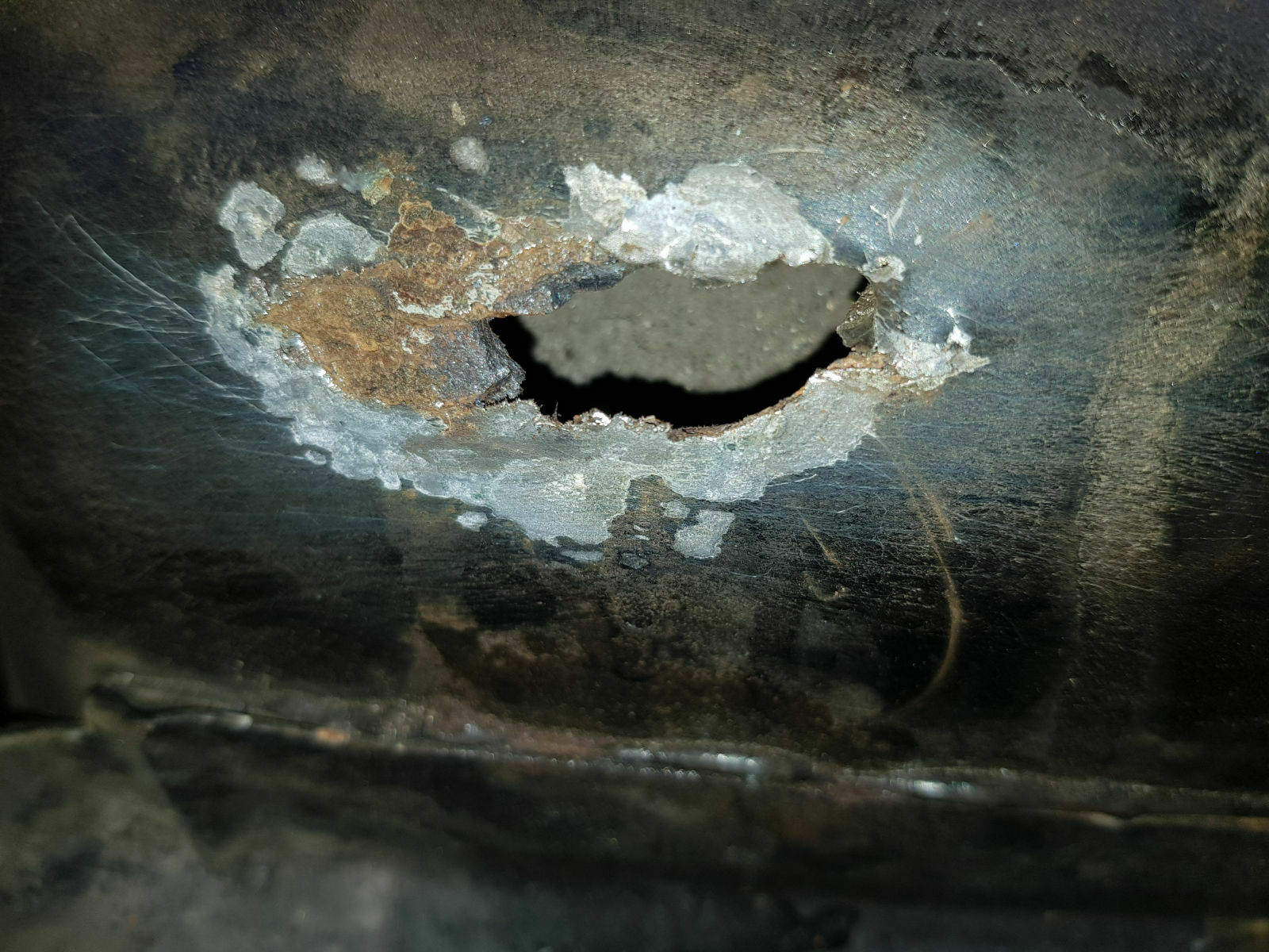 Desaster: Dom durchgerostet