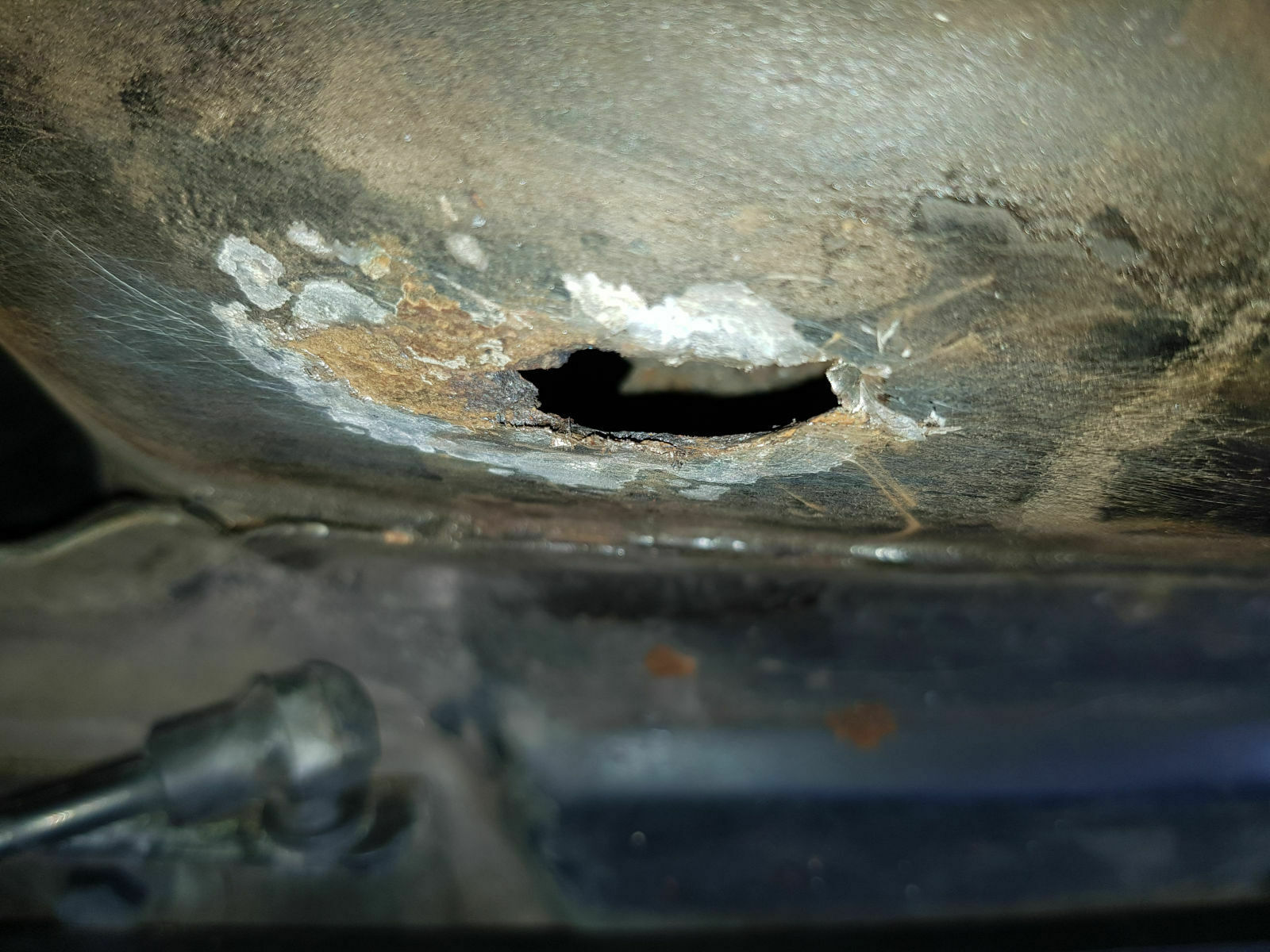 Desaster: Dom durchgerostet