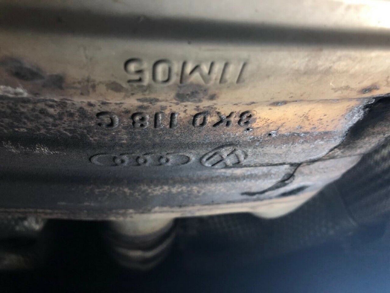 Riss im Mittelschalldämpfer - ungewöhnlich?