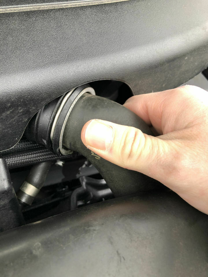 Kühlmittel Anzeige! Wasser nachfüllen?