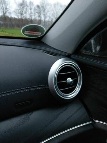 Lüftungsdüsenblendenabdeckung 1