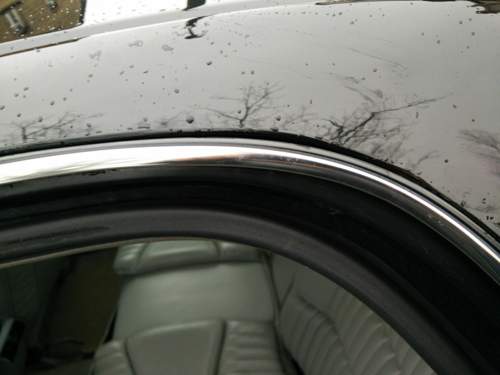 Chromleiste / Dichtung (defekt)