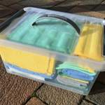 Mit ausgestecktem Griff