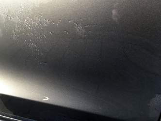 Abperlverhalten verschmutzer Lack (vor dem Waschen)