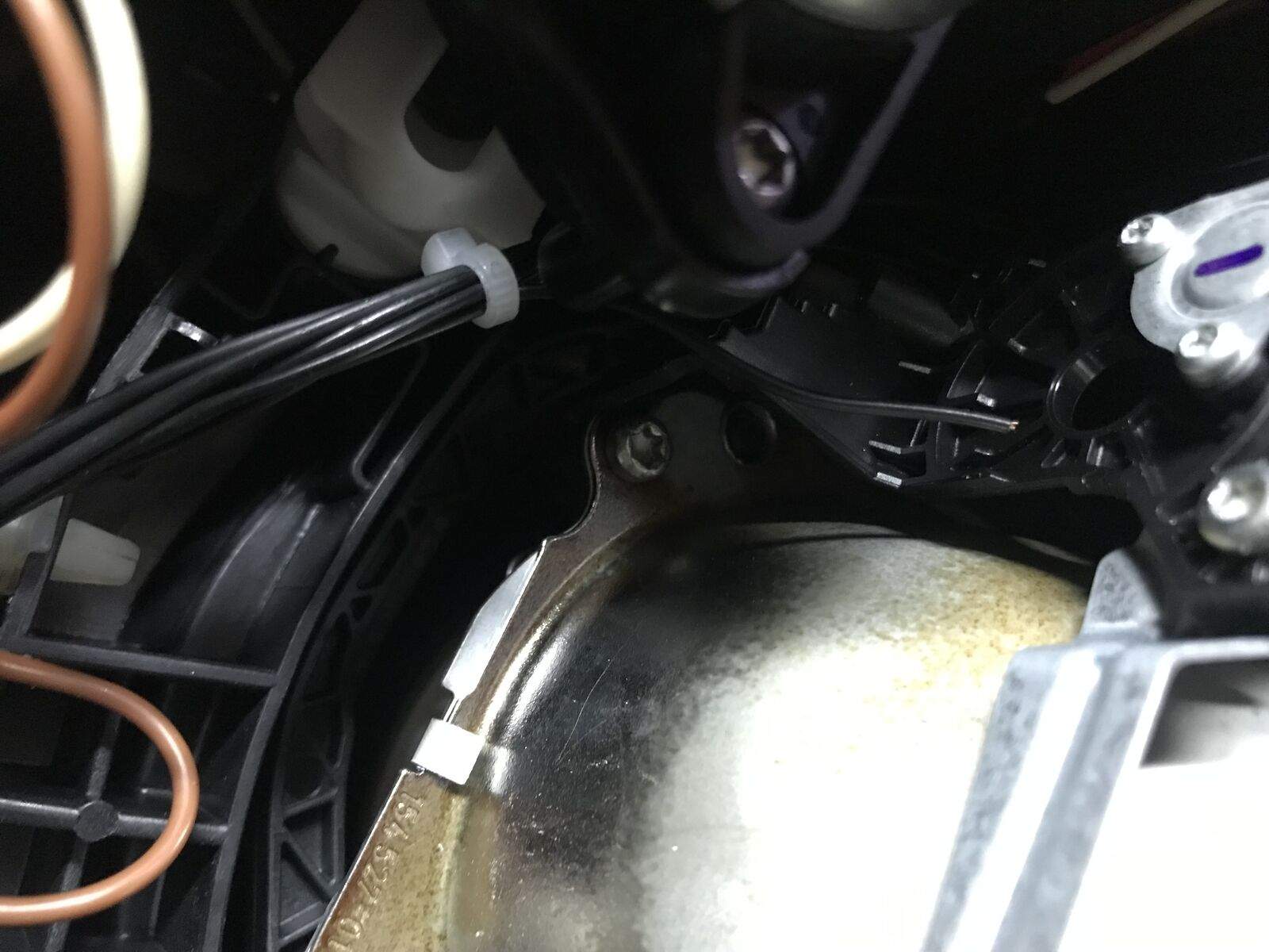 Img2172 Adaptive Light Defekt!? Audi A6 4F 209452140