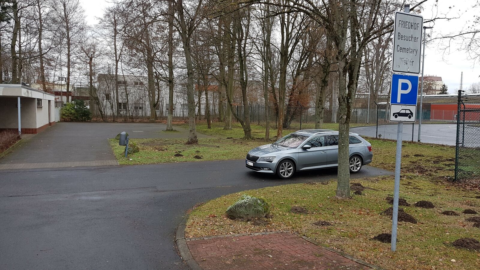 Beschilderung - wer darf parken?