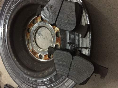 Bremsscheiben u. Klötze Hinterachse