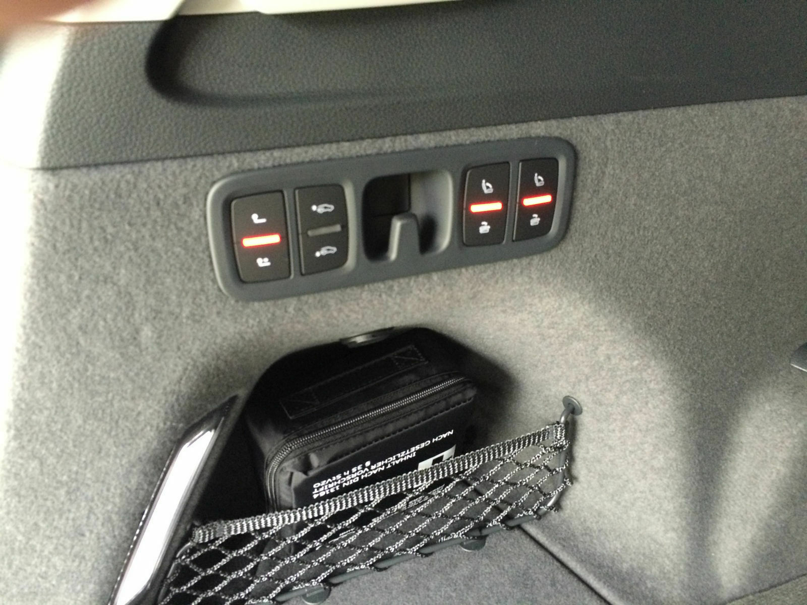 Praxistest und direkter Vergleich der beiden Familienkutschen: Audi Q7 3,0TDI vs. Volvo XC90 D5