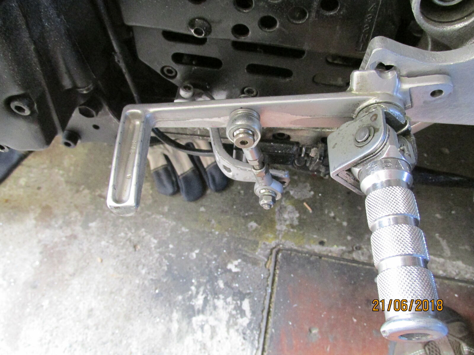 Motorrad fahren mit Beinamputation