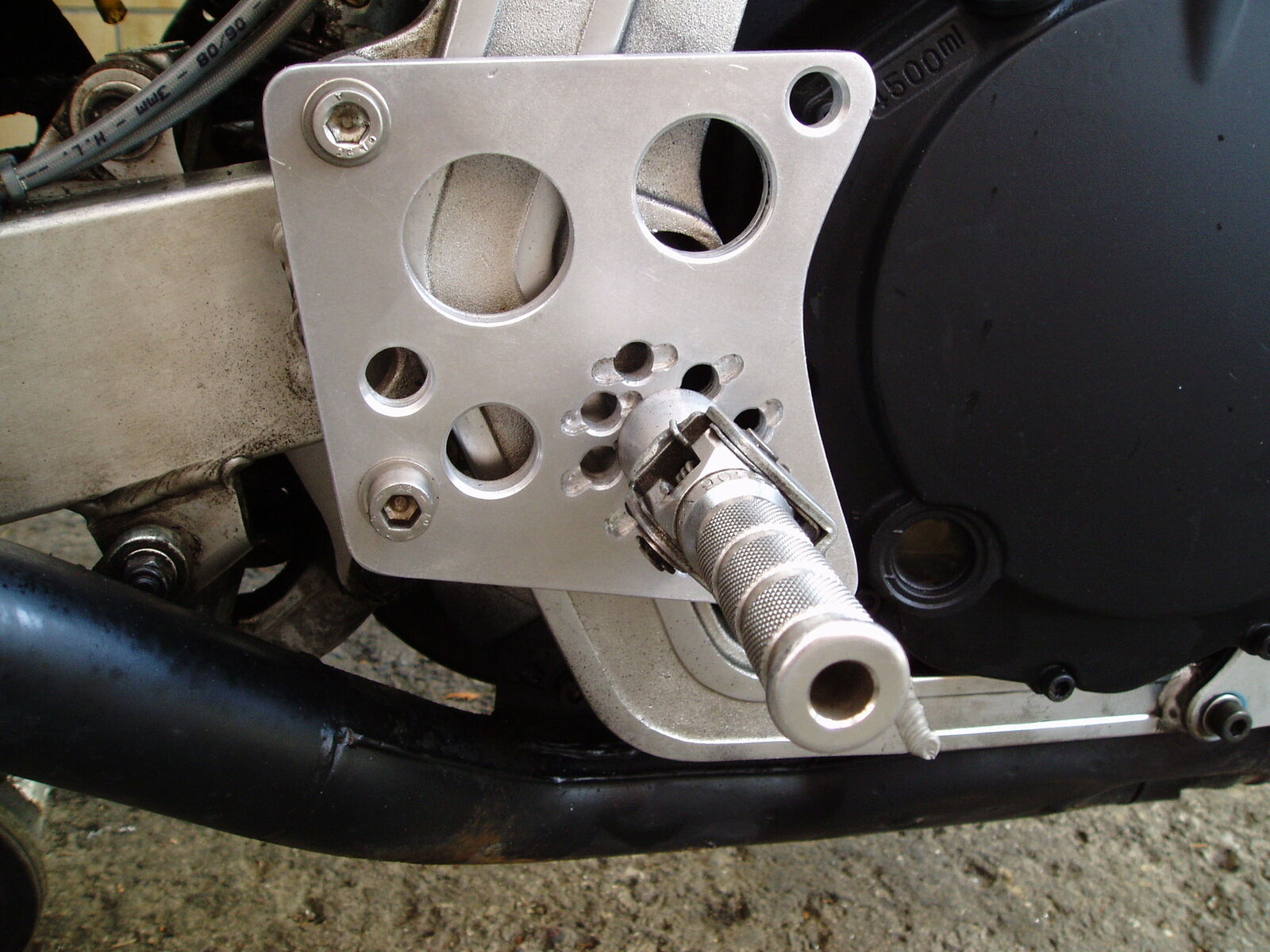 Motorrad fahren mit Beinamputation