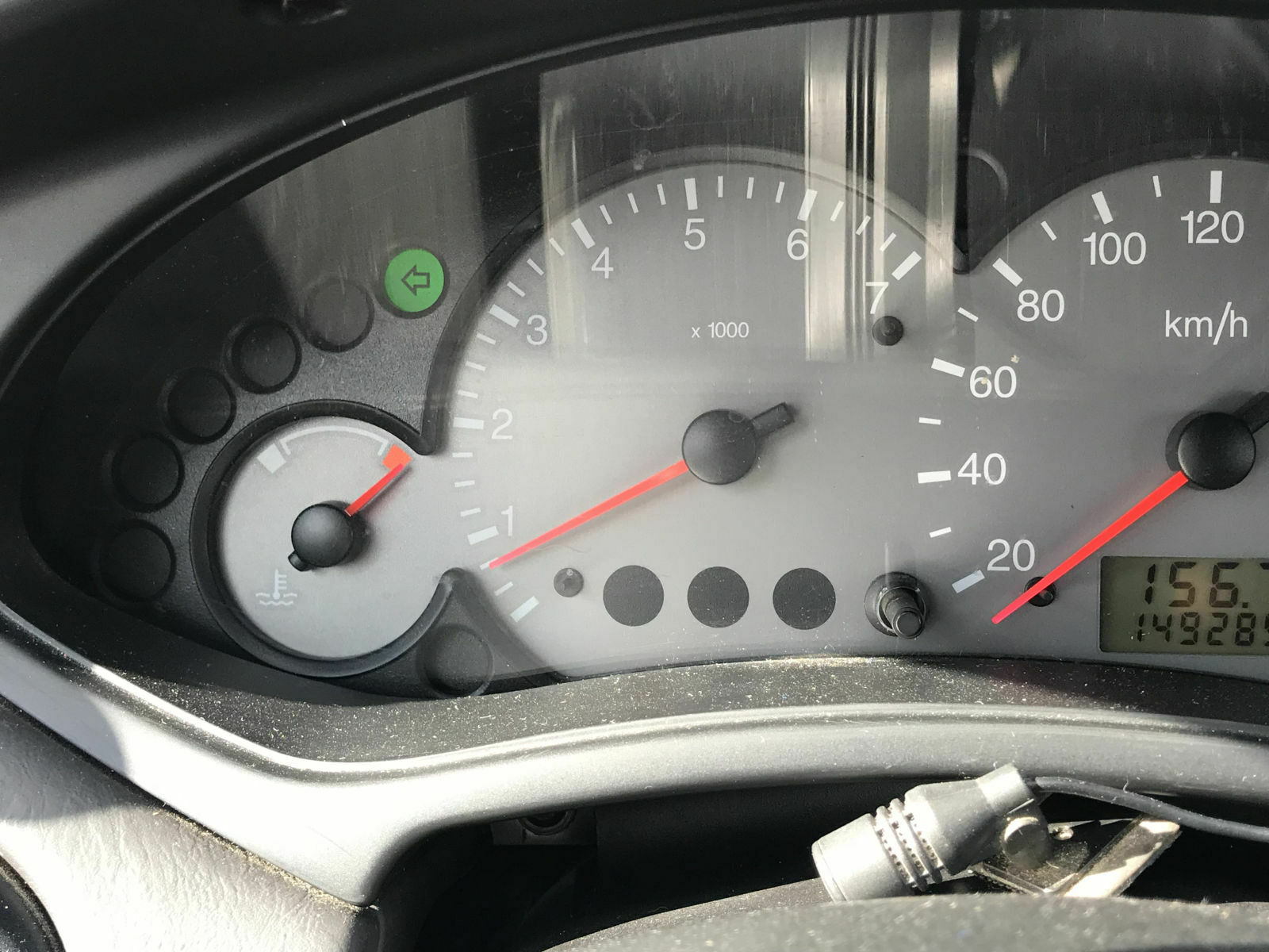 Temperaturanzeige geht im roten bereich