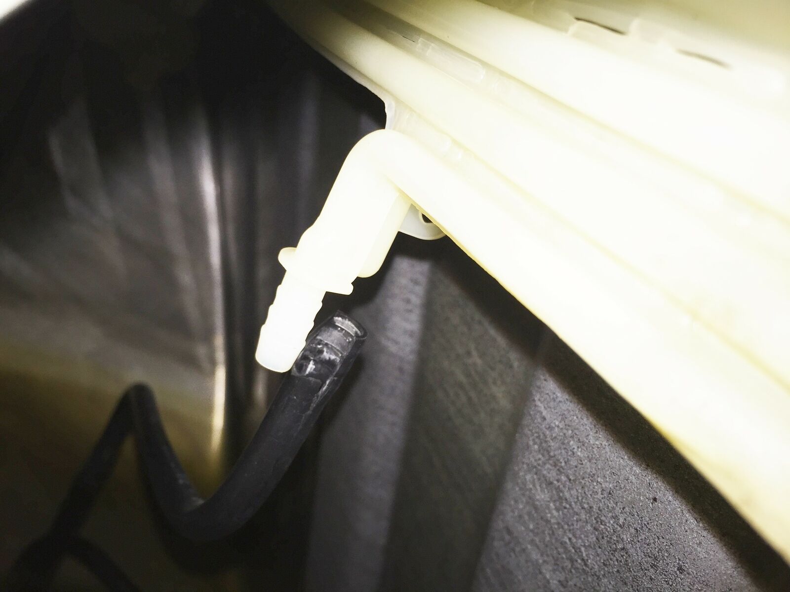 Benzin im MOT Ventil (Regenerierventil) - vermute Tankbelüftungs-Problem