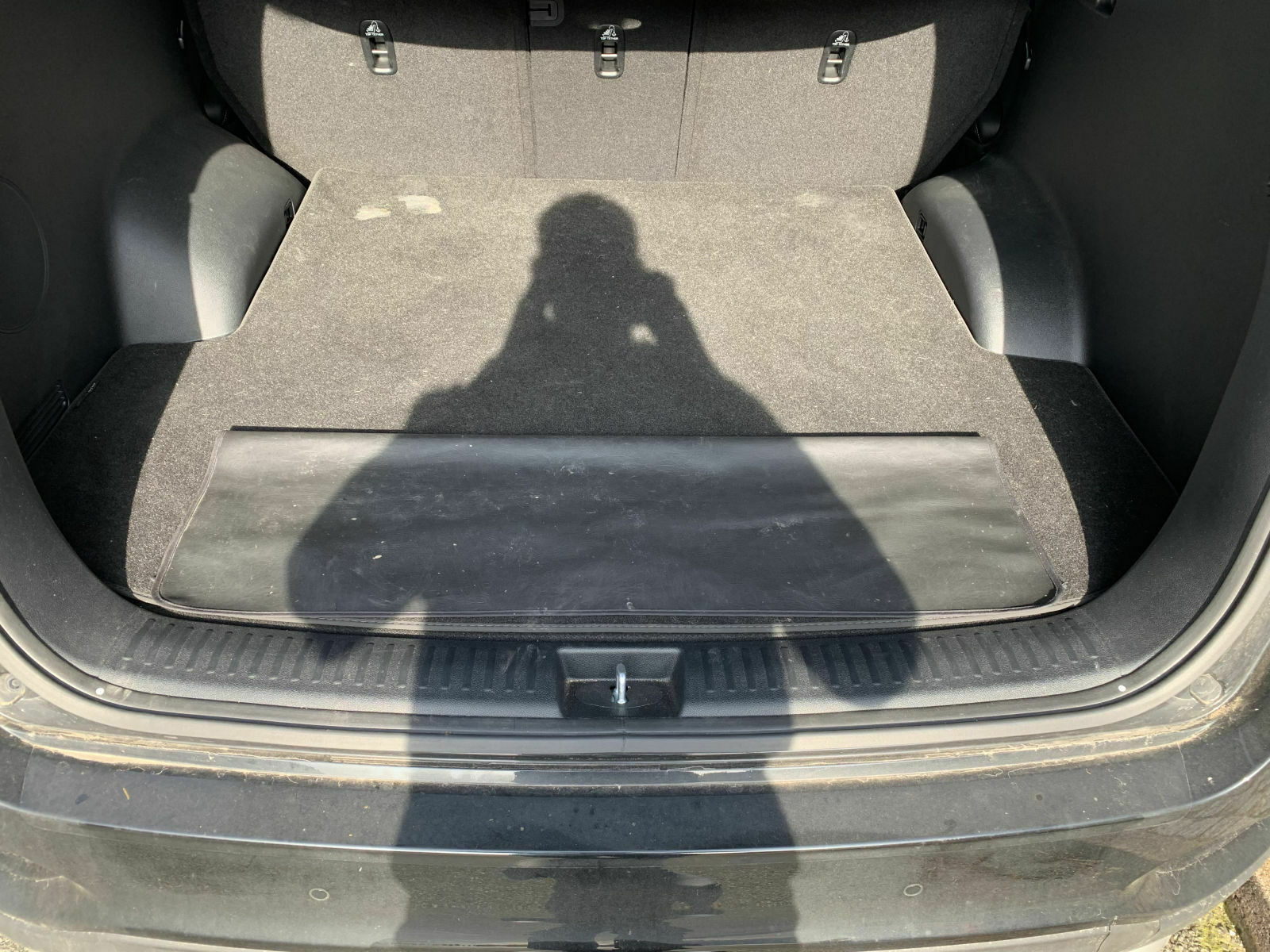 40dd85b5-77b6-4df2-96c2-709738b6bf92