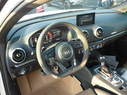 AUDI RS3 8VA Mj.19 3