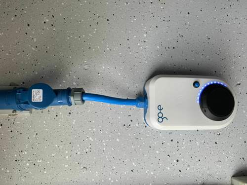 039100ac-dd04-43e3-918d-7cd5132f2544