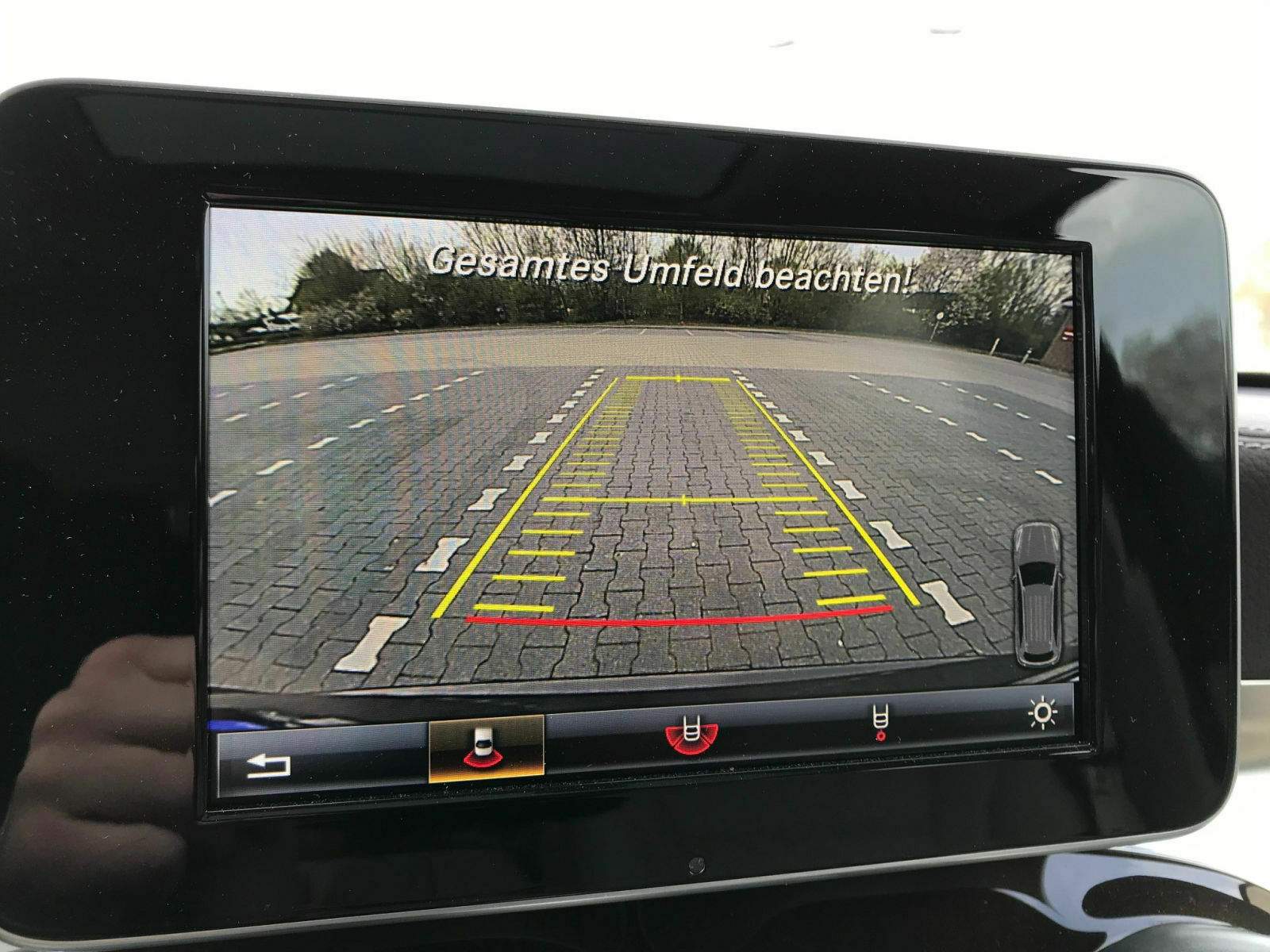 Dyn. Linien : Rückfahrkamera Nachrüsten im 205 und 253 GLC auch mit ...