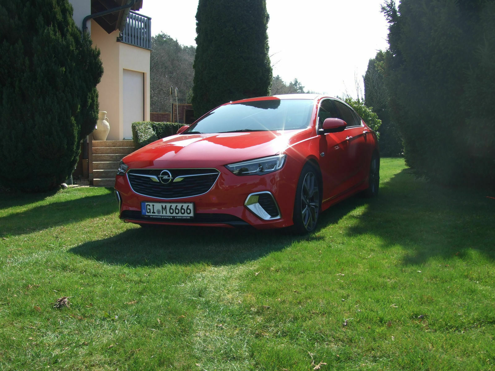 Zeigt her euren Insignia B