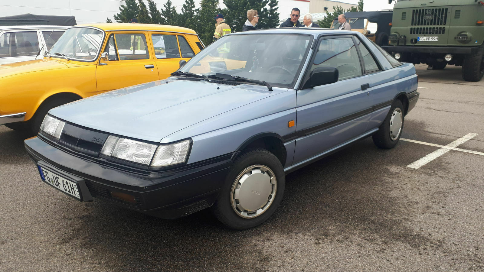 Der Schrottplatz - Spiegelsymmetrisch des Showrooms